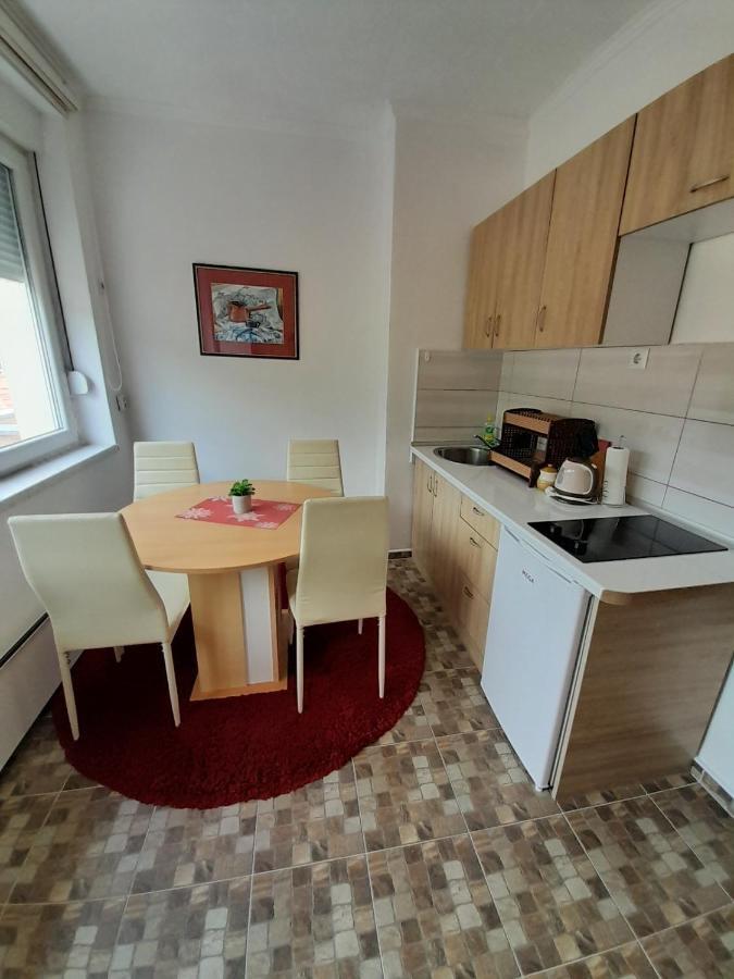 Apartman Trg Вишеград Экстерьер фото