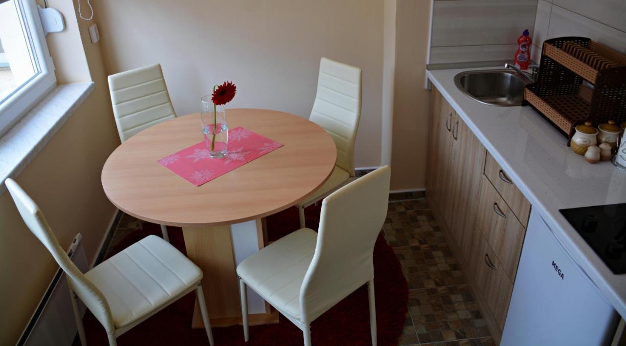 Apartman Trg Вишеград Экстерьер фото