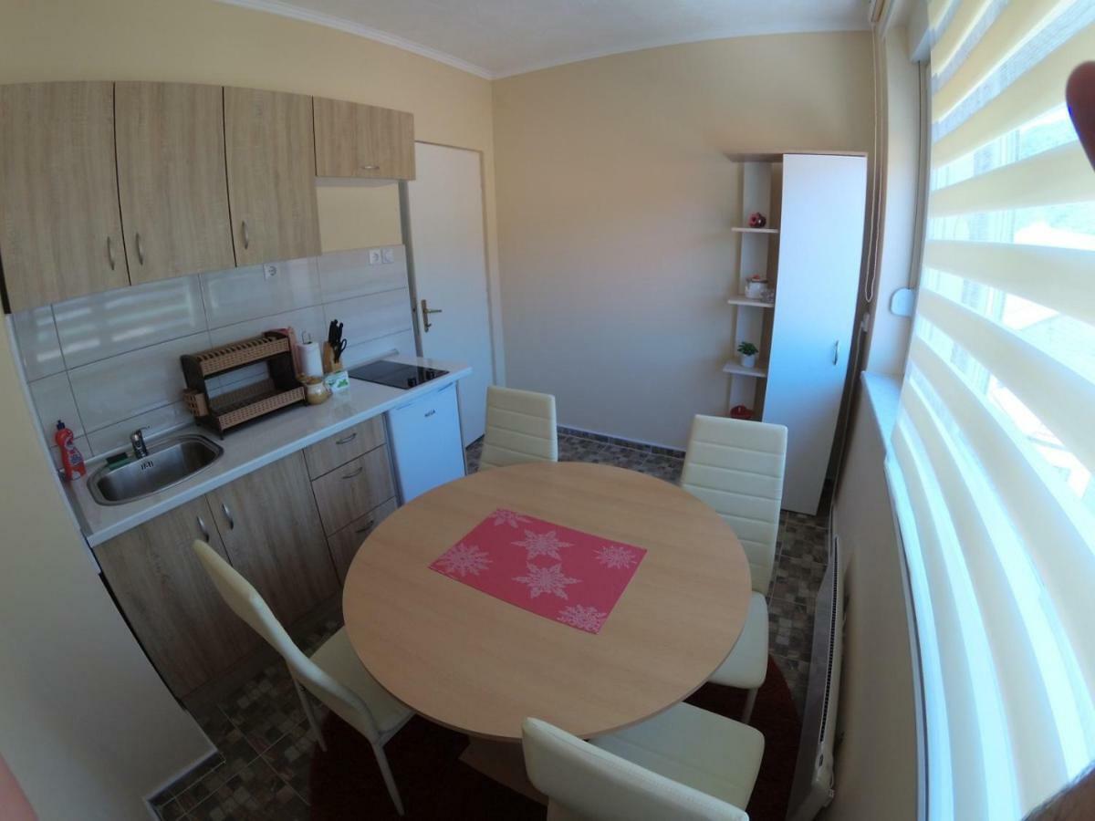 Apartman Trg Вишеград Экстерьер фото
